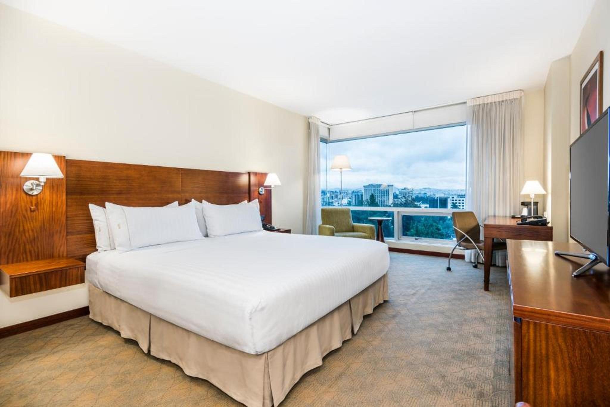 Holiday Inn Express Quito By Ihg Buitenkant foto