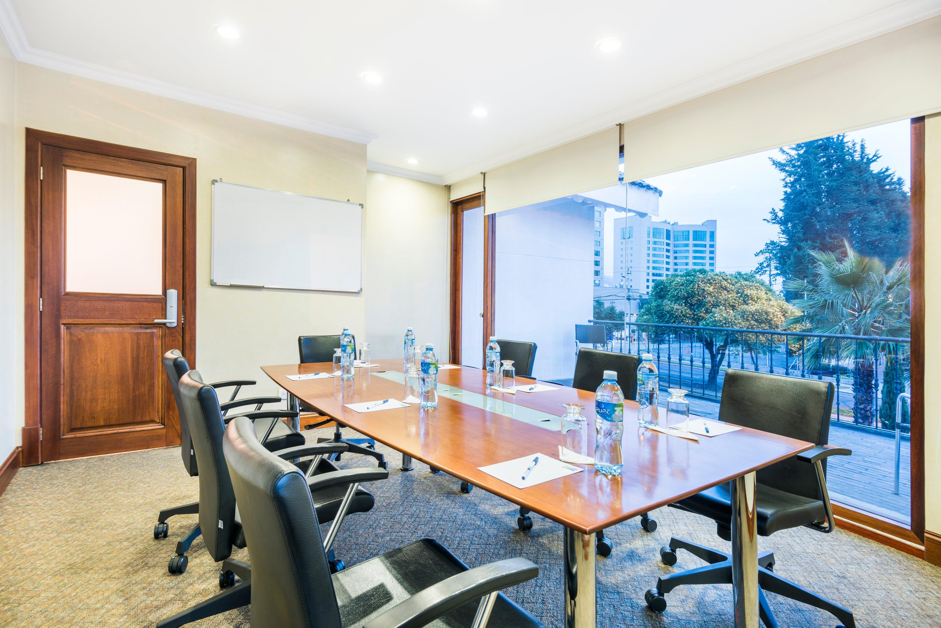 Holiday Inn Express Quito By Ihg Buitenkant foto