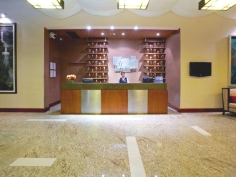 Holiday Inn Express Quito By Ihg Buitenkant foto
