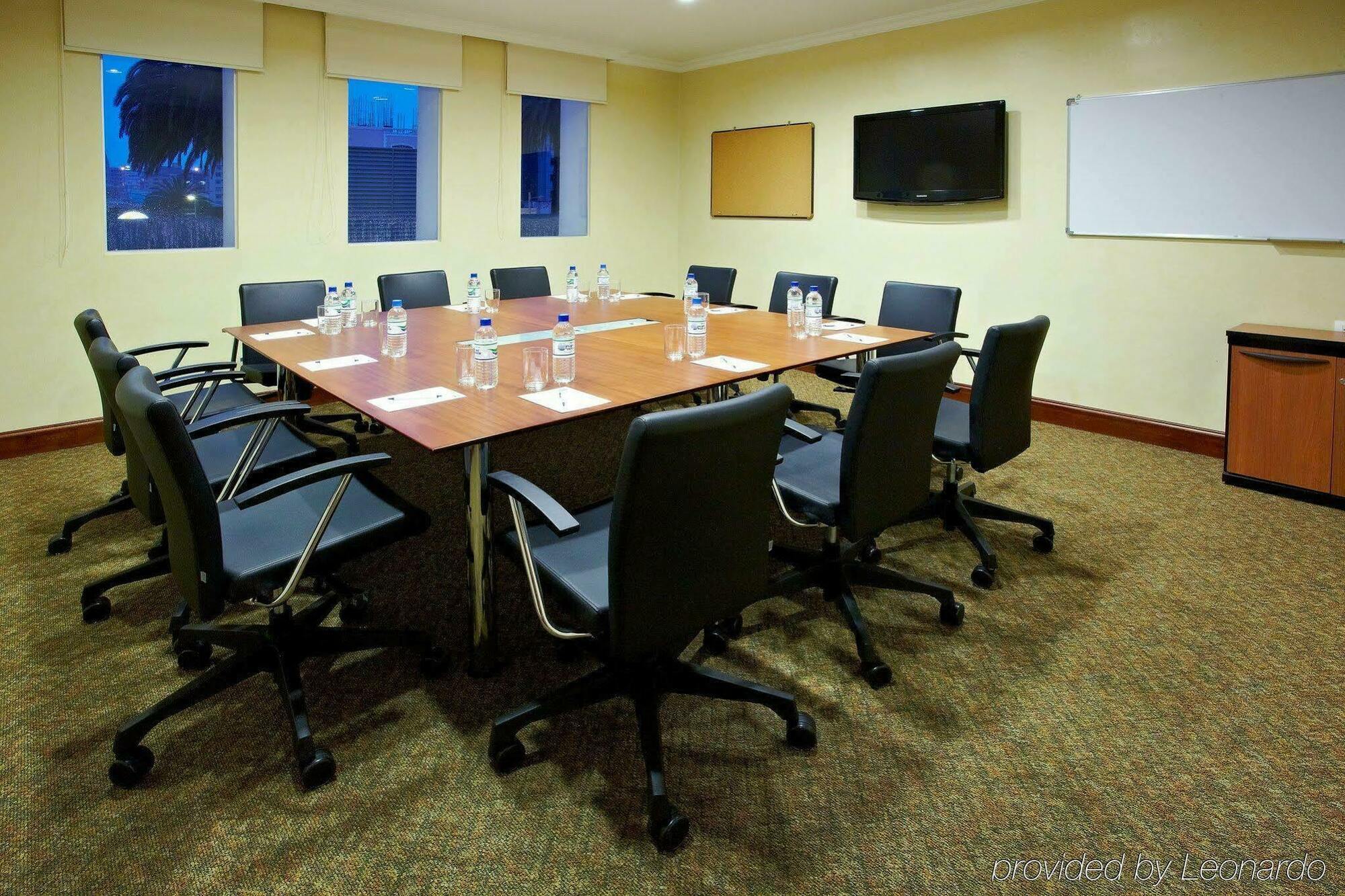 Holiday Inn Express Quito By Ihg Buitenkant foto